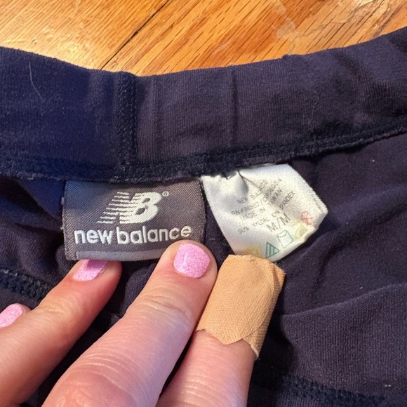 New Balance Unisex Compression/Athletic Shorts - Picture 5 of 6